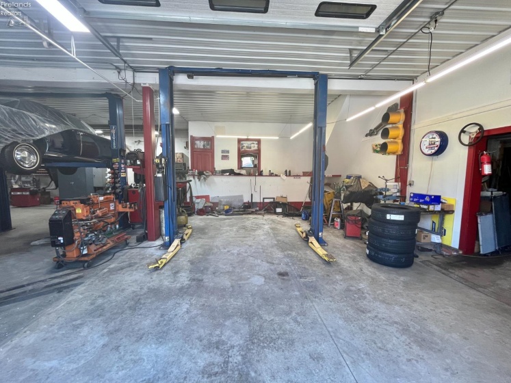 101 Main, Wayne, 43466, ,Commercial,For Sale,Main,20260026