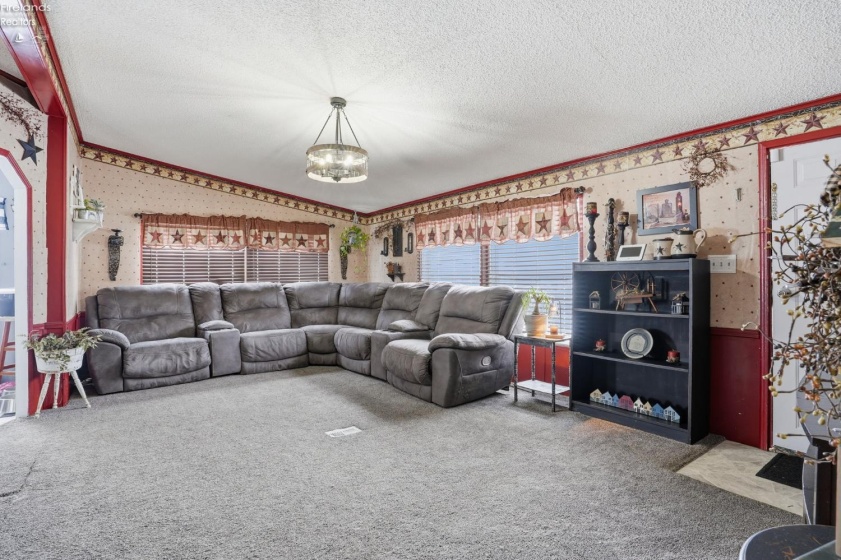 200 Garrett, Nevada, 44849, 3 Bedrooms Bedrooms, ,2 BathroomsBathrooms,Residential,For Sale,Garrett,20260028