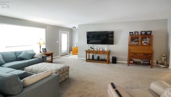 3298 Valley Drive, Port Clinton, 43452, 4 Bedrooms Bedrooms, ,2 BathroomsBathrooms,Residential,For Sale,Valley,20260030