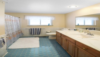 3298 Valley Drive, Port Clinton, 43452, 4 Bedrooms Bedrooms, ,2 BathroomsBathrooms,Residential,For Sale,Valley,20260030