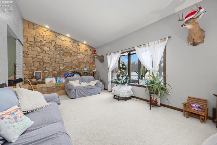 2501 State Route 61, Willard, 44890, 4 Bedrooms Bedrooms, ,3 BathroomsBathrooms,Residential,For Sale,State Route 61,20260004