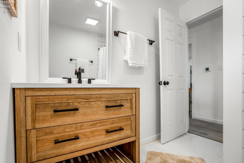 10700 Bayshore Road, Marblehead, 43440, 3 Bedrooms Bedrooms, ,1 BathroomBathrooms,Residential,For Sale,Bayshore,20260024