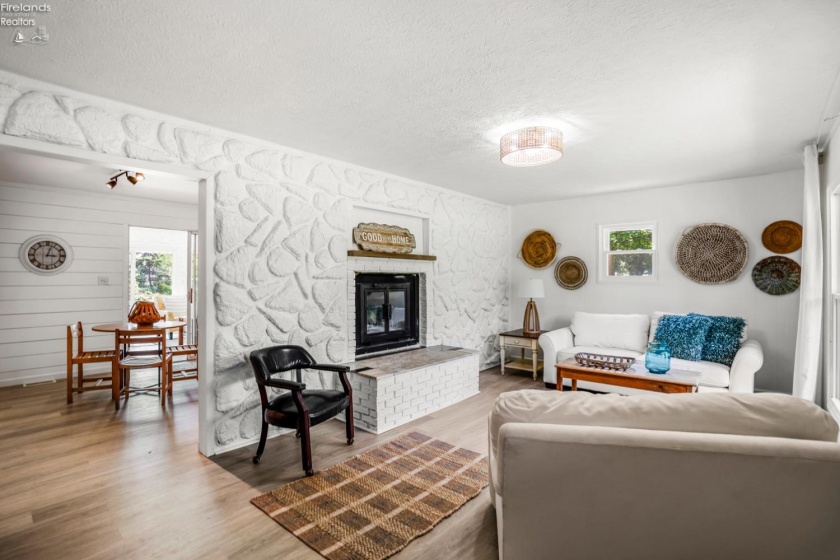 10700 Bayshore Road, Marblehead, 43440, 3 Bedrooms Bedrooms, ,1 BathroomBathrooms,Residential,For Sale,Bayshore,20260024