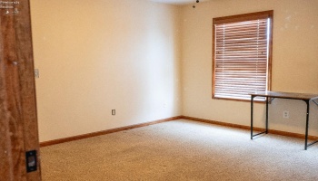 1404 Muirfield Drive, Bowling Green, 43402, 4 Bedrooms Bedrooms, ,4 BathroomsBathrooms,Residential,For Sale,Muirfield,20260031