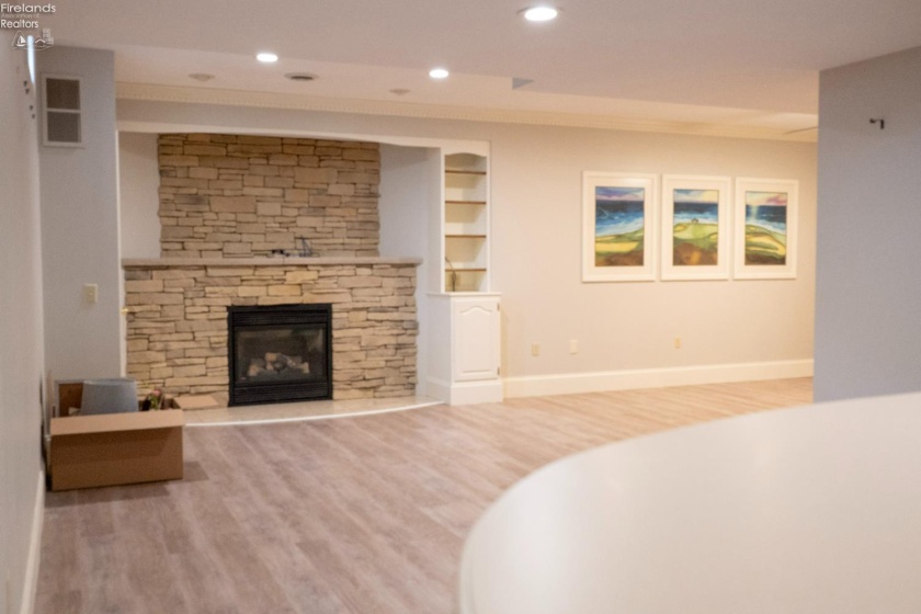 1404 Muirfield Drive, Bowling Green, 43402, 4 Bedrooms Bedrooms, ,4 BathroomsBathrooms,Residential,For Sale,Muirfield,20260031