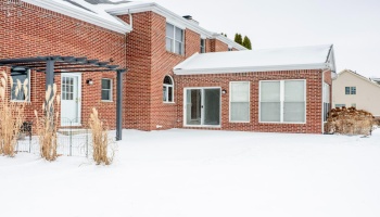 1404 Muirfield Drive, Bowling Green, 43402, 4 Bedrooms Bedrooms, ,4 BathroomsBathrooms,Residential,For Sale,Muirfield,20260031