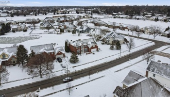 1404 Muirfield Drive, Bowling Green, 43402, 4 Bedrooms Bedrooms, ,4 BathroomsBathrooms,Residential,For Sale,Muirfield,20260031