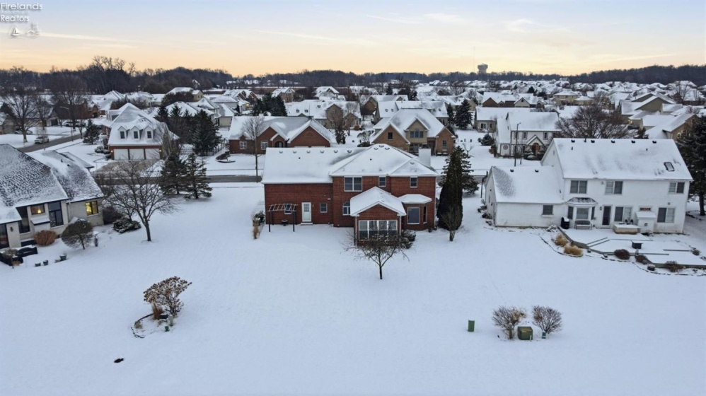 1404 Muirfield Drive, Bowling Green, 43402, 4 Bedrooms Bedrooms, ,4 BathroomsBathrooms,Residential,For Sale,Muirfield,20260031