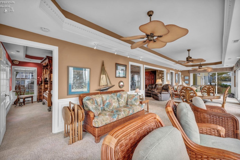 351 Chapman, Put-In-Bay, 43456, 7 Bedrooms Bedrooms, ,7 BathroomsBathrooms,Residential,For Sale,Chapman,20254862