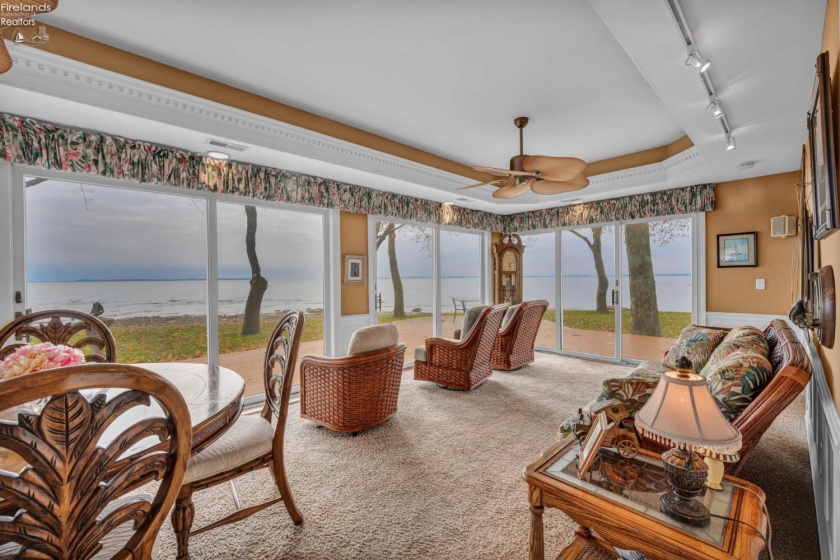 351 Chapman, Put-In-Bay, 43456, 7 Bedrooms Bedrooms, ,7 BathroomsBathrooms,Residential,For Sale,Chapman,20254862