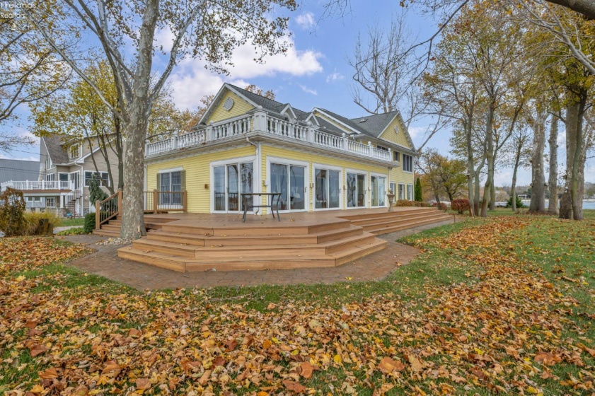 351 Chapman, Put-In-Bay, 43456, 7 Bedrooms Bedrooms, ,7 BathroomsBathrooms,Residential,For Sale,Chapman,20254862