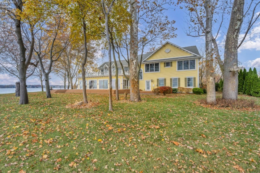 351 Chapman, Put-In-Bay, 43456, 7 Bedrooms Bedrooms, ,7 BathroomsBathrooms,Residential,For Sale,Chapman,20254862