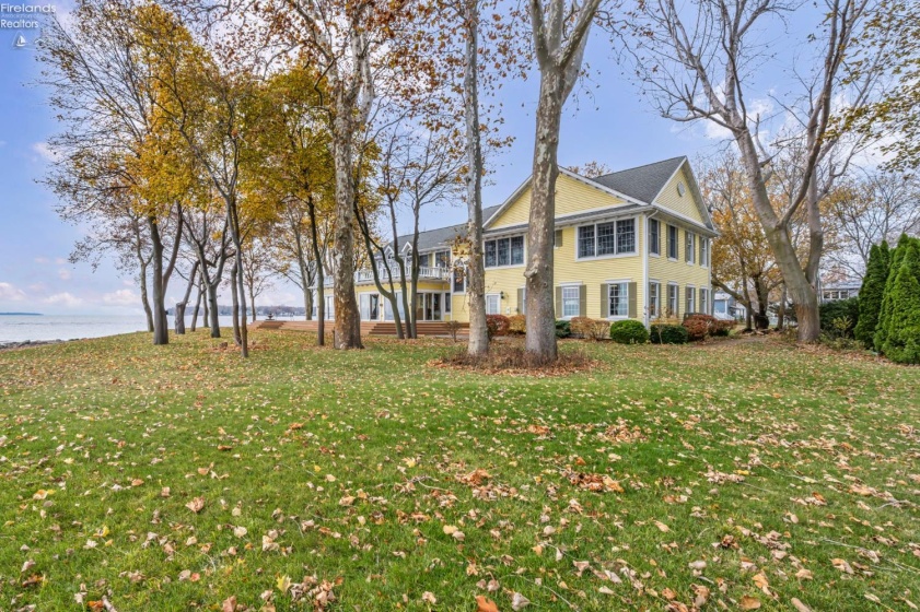 351 Chapman, Put-In-Bay, 43456, 7 Bedrooms Bedrooms, ,7 BathroomsBathrooms,Residential,For Sale,Chapman,20254862