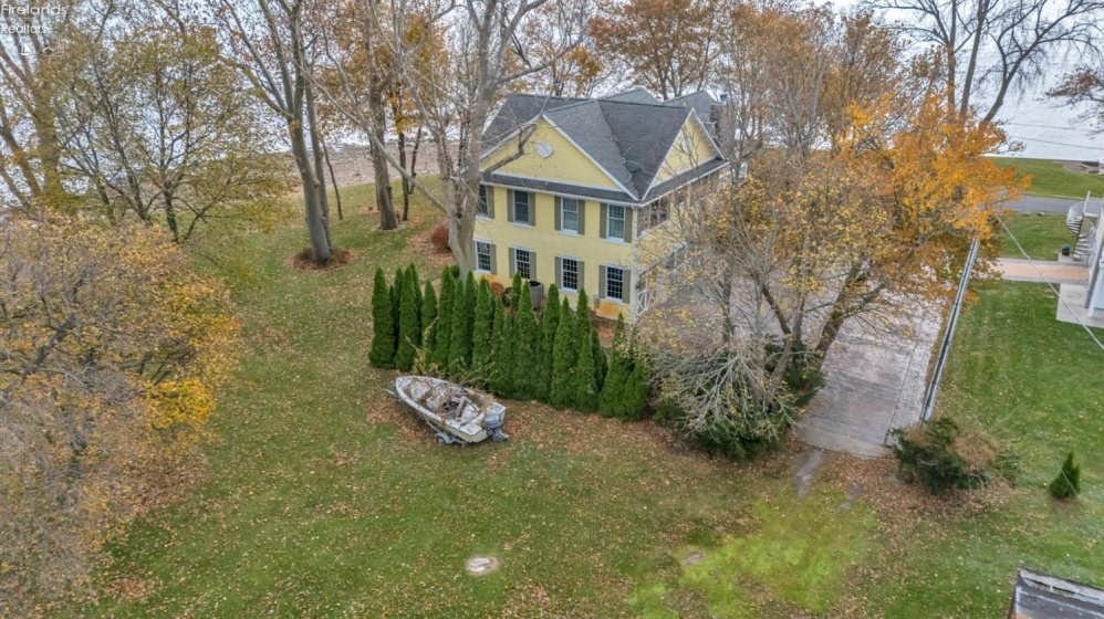 351 Chapman, Put-In-Bay, 43456, 7 Bedrooms Bedrooms, ,7 BathroomsBathrooms,Residential,For Sale,Chapman,20254862