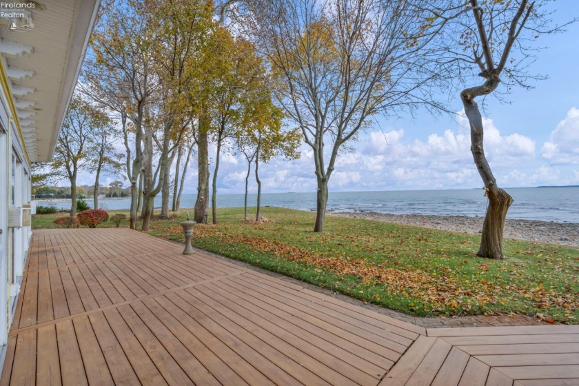 351 Chapman, Put-In-Bay, 43456, 7 Bedrooms Bedrooms, ,7 BathroomsBathrooms,Residential,For Sale,Chapman,20254862