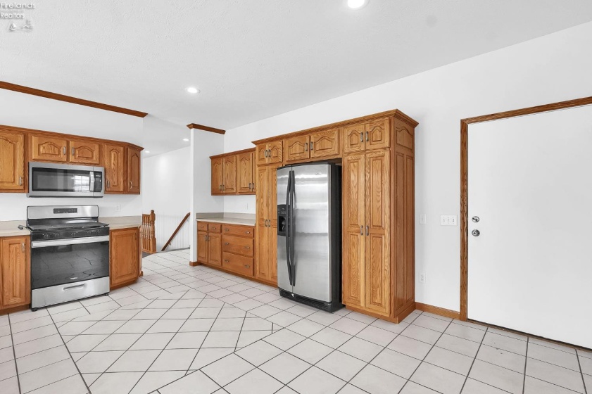 245 Lincoln Court, Plymouth, 44865, 3 Bedrooms Bedrooms, ,3 BathroomsBathrooms,Residential,For Sale,Lincoln Court,20260036