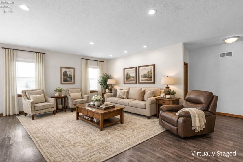 245 Lincoln Court, Plymouth, 44865, 3 Bedrooms Bedrooms, ,3 BathroomsBathrooms,Residential,For Sale,Lincoln Court,20260036