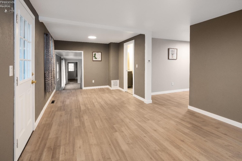 1315 State Route 19, Oak Harbor, 43449, 4 Bedrooms Bedrooms, ,2 BathroomsBathrooms,Residential,For Sale,State Route 19,20254805