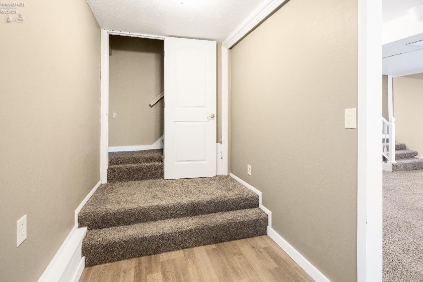 1315 State Route 19, Oak Harbor, 43449, 4 Bedrooms Bedrooms, ,2 BathroomsBathrooms,Residential,For Sale,State Route 19,20254805