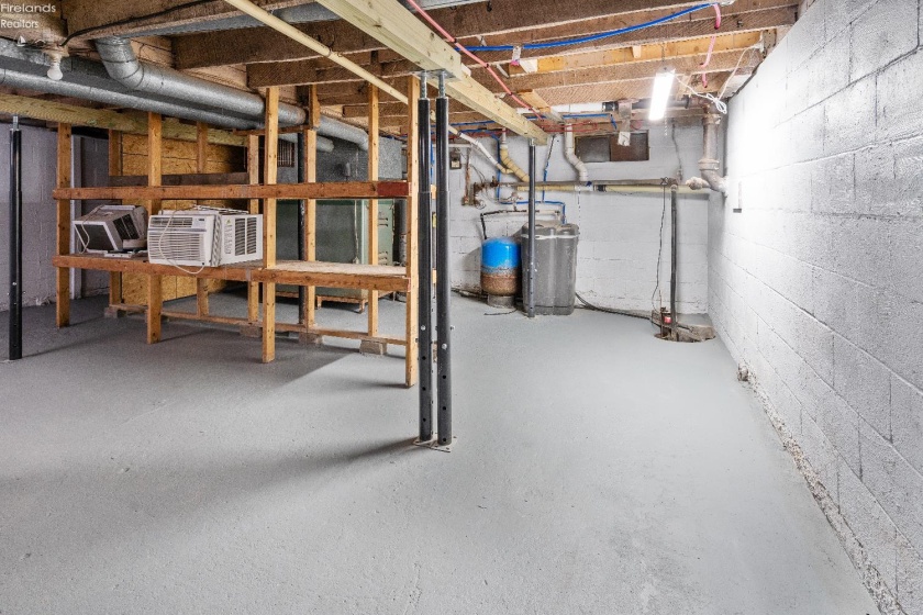 1315 State Route 19, Oak Harbor, 43449, 4 Bedrooms Bedrooms, ,2 BathroomsBathrooms,Residential,For Sale,State Route 19,20254805