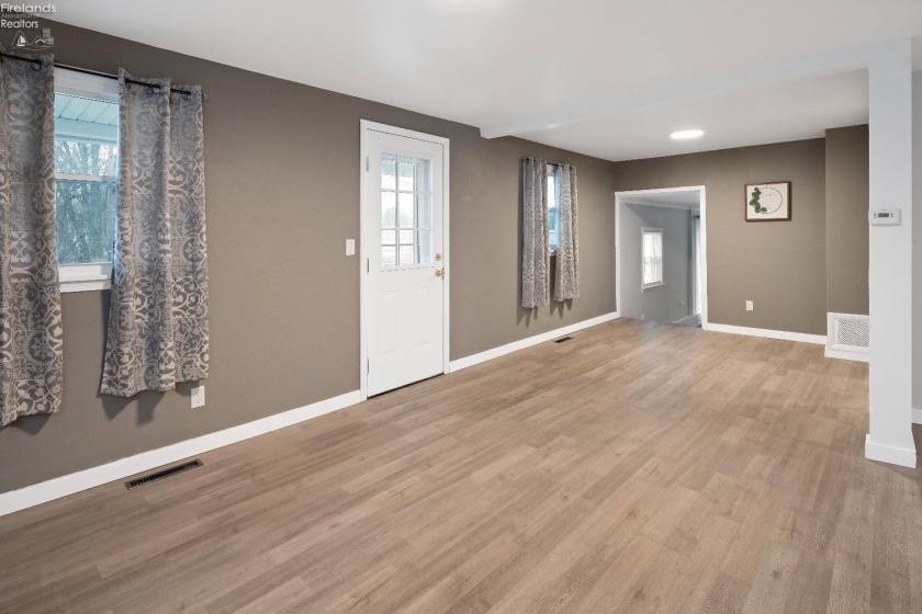 1315 State Route 19, Oak Harbor, 43449, 4 Bedrooms Bedrooms, ,2 BathroomsBathrooms,Residential,For Sale,State Route 19,20254805