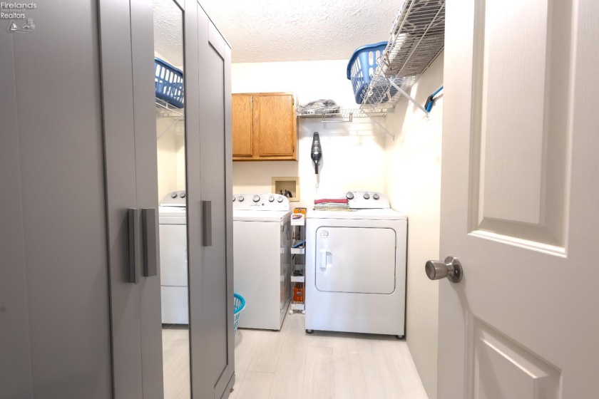 304 Lisa Ann Drive, Huron, 44839, 2 Bedrooms Bedrooms, ,2 BathroomsBathrooms,Residential,For Sale,Lisa Ann,20260053