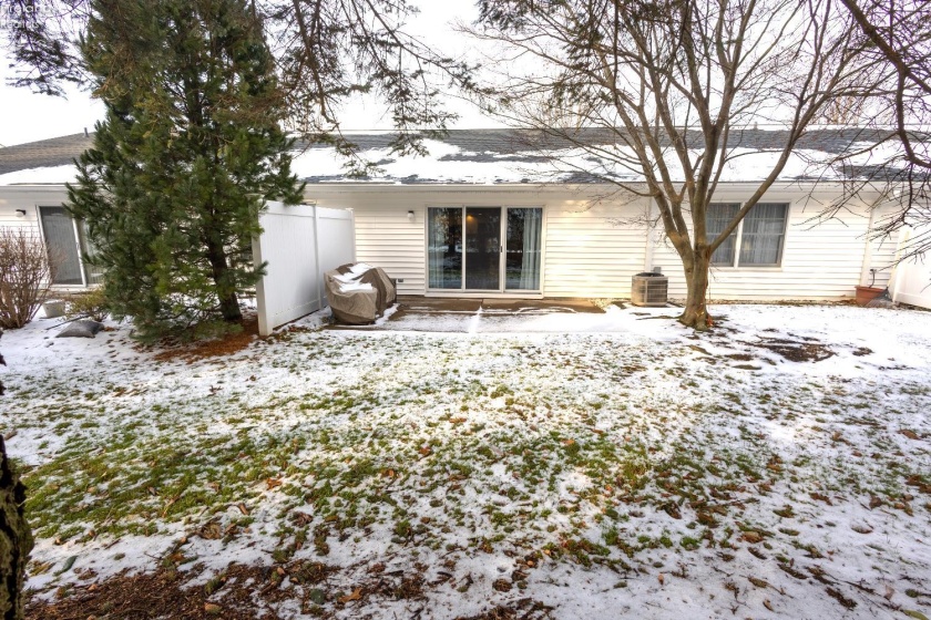 304 Lisa Ann Drive, Huron, 44839, 2 Bedrooms Bedrooms, ,2 BathroomsBathrooms,Residential,For Sale,Lisa Ann,20260053