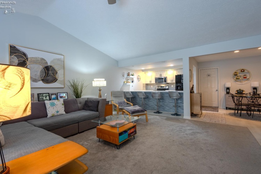 304 Lisa Ann Drive, Huron, 44839, 2 Bedrooms Bedrooms, ,2 BathroomsBathrooms,Residential,For Sale,Lisa Ann,20260053