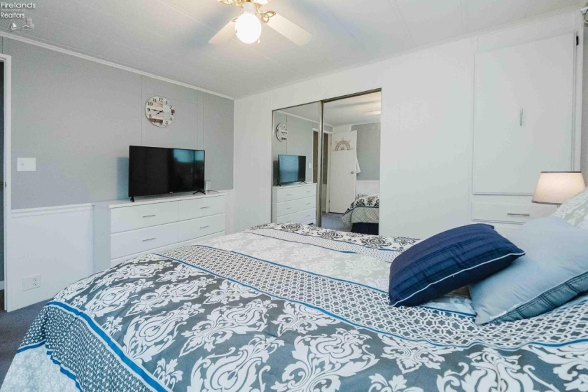 8175 Northshore Boulevard, Marblehead, 43440, 2 Bedrooms Bedrooms, ,1 BathroomBathrooms,Residential,For Sale,Northshore,20260040