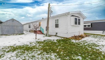 8175 Northshore Boulevard, Marblehead, 43440, 2 Bedrooms Bedrooms, ,1 BathroomBathrooms,Residential,For Sale,Northshore,20260040