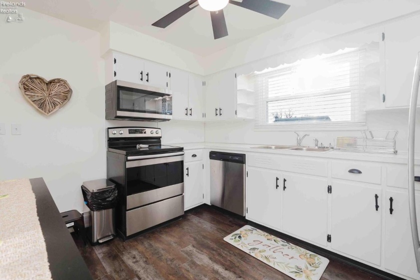 12235 State Route 105, Oak Harbor, 43449, 3 Bedrooms Bedrooms, ,1 BathroomBathrooms,Residential,For Sale,State Route 105,20260067