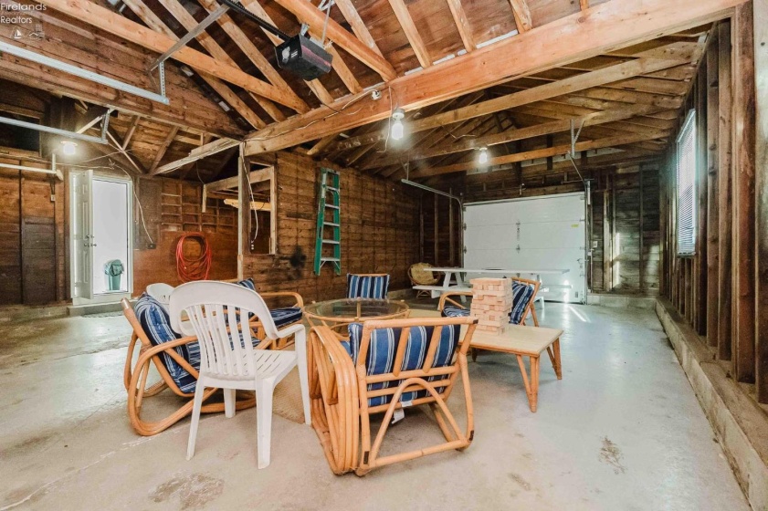 12235 State Route 105, Oak Harbor, 43449, 3 Bedrooms Bedrooms, ,1 BathroomBathrooms,Residential,For Sale,State Route 105,20260067