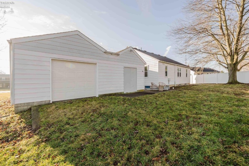 12235 State Route 105, Oak Harbor, 43449, 3 Bedrooms Bedrooms, ,1 BathroomBathrooms,Residential,For Sale,State Route 105,20260067