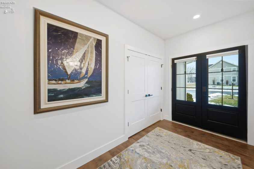 5049 Blue Teal Drive, Port Clinton, 43452, 5 Bedrooms Bedrooms, ,5 BathroomsBathrooms,Residential,For Sale,Blue Teal,20254815