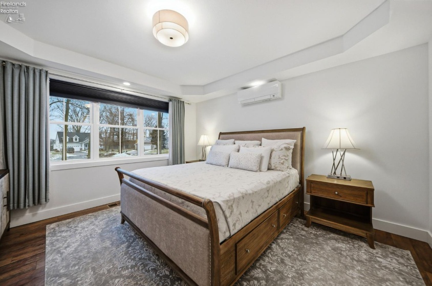 5049 Blue Teal Drive, Port Clinton, 43452, 5 Bedrooms Bedrooms, ,5 BathroomsBathrooms,Residential,For Sale,Blue Teal,20254815