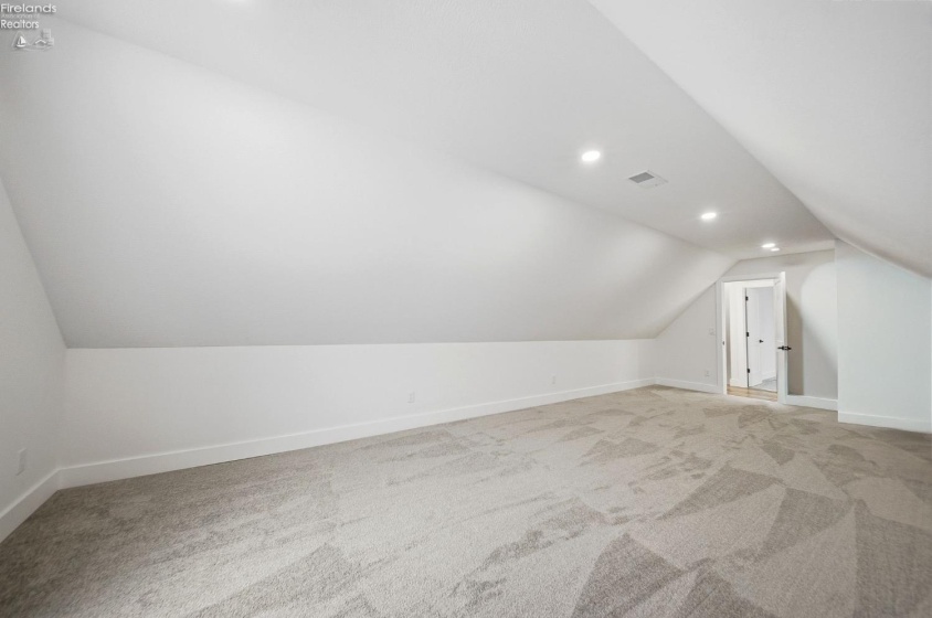 5049 Blue Teal Drive, Port Clinton, 43452, 5 Bedrooms Bedrooms, ,5 BathroomsBathrooms,Residential,For Sale,Blue Teal,20254815