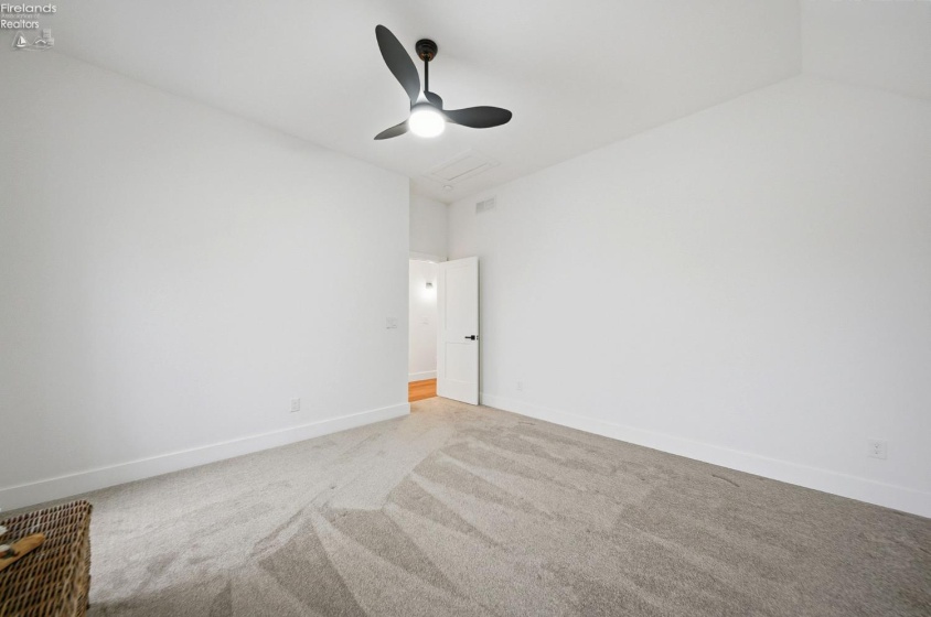 5049 Blue Teal Drive, Port Clinton, 43452, 5 Bedrooms Bedrooms, ,5 BathroomsBathrooms,Residential,For Sale,Blue Teal,20254815