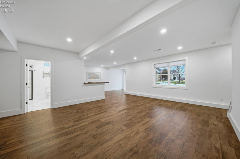 5049 Blue Teal Drive, Port Clinton, 43452, 5 Bedrooms Bedrooms, ,5 BathroomsBathrooms,Residential,For Sale,Blue Teal,20254815