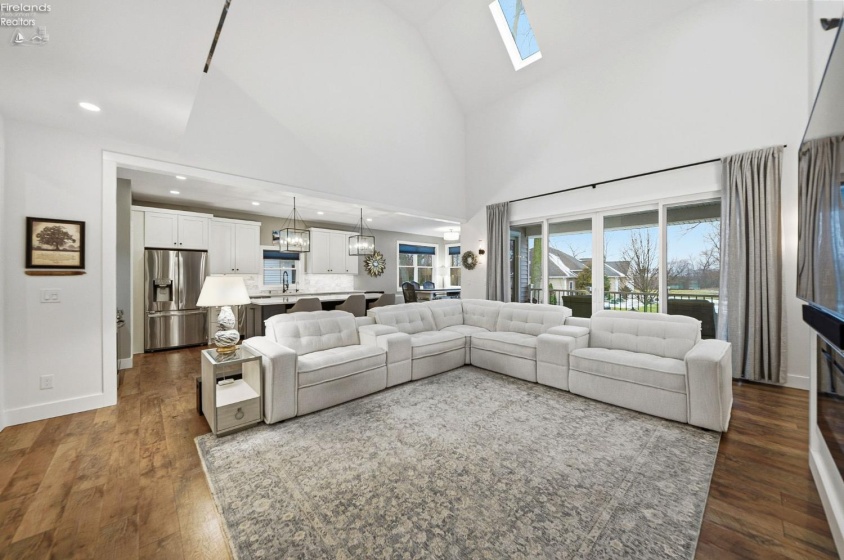 5049 Blue Teal Drive, Port Clinton, 43452, 5 Bedrooms Bedrooms, ,5 BathroomsBathrooms,Residential,For Sale,Blue Teal,20254815