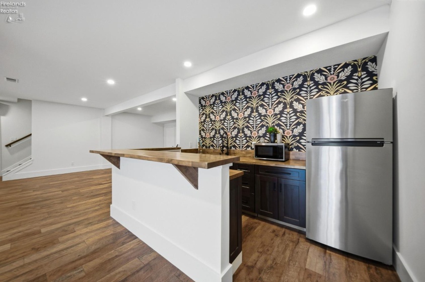 5049 Blue Teal Drive, Port Clinton, 43452, 5 Bedrooms Bedrooms, ,5 BathroomsBathrooms,Residential,For Sale,Blue Teal,20254815