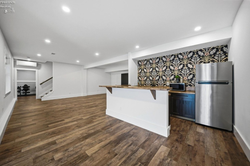 5049 Blue Teal Drive, Port Clinton, 43452, 5 Bedrooms Bedrooms, ,5 BathroomsBathrooms,Residential,For Sale,Blue Teal,20254815