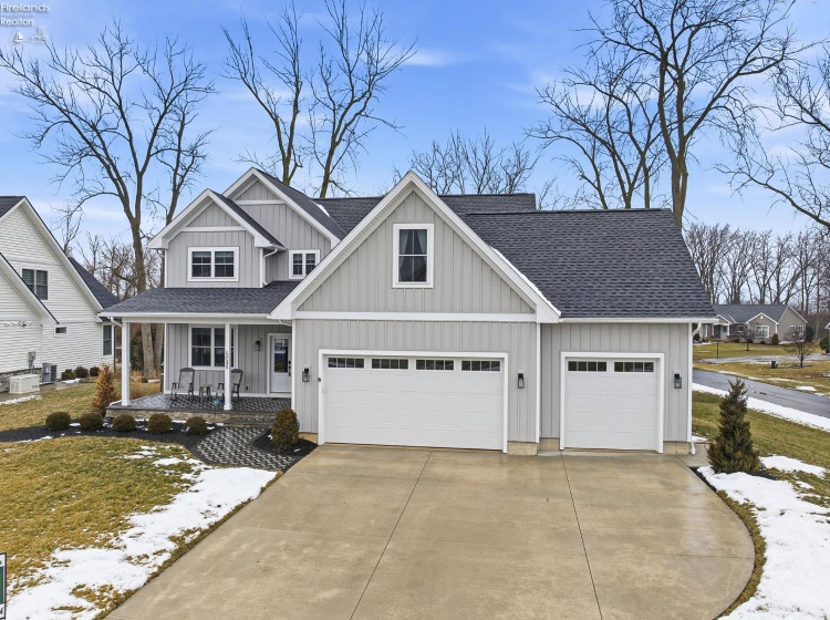 5049 Blue Teal Drive, Port Clinton, 43452, 5 Bedrooms Bedrooms, ,5 BathroomsBathrooms,Residential,For Sale,Blue Teal,20254815