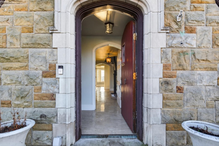 1831 Port Clinton Road, Fremont, 43420, 3 Bedrooms Bedrooms, ,3 BathroomsBathrooms,Residential,For Sale,Port Clinton,20254840