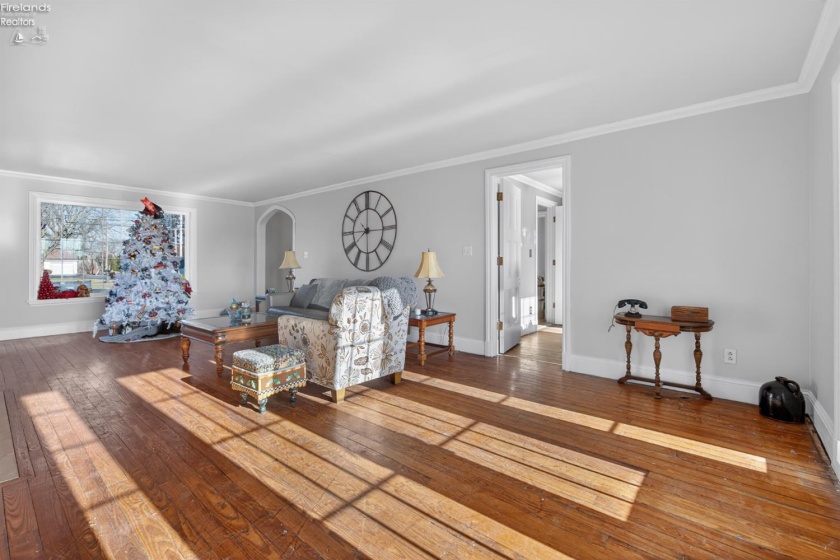 1831 Port Clinton Road, Fremont, 43420, 3 Bedrooms Bedrooms, ,3 BathroomsBathrooms,Residential,For Sale,Port Clinton,20254840