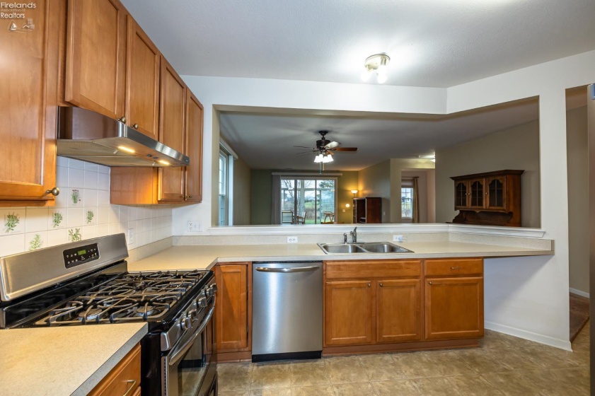 38391 KIngsbury Road, North Ridgeville, 44039, 2 Bedrooms Bedrooms, ,2 BathroomsBathrooms,Residential,For Sale,KIngsbury,20260063