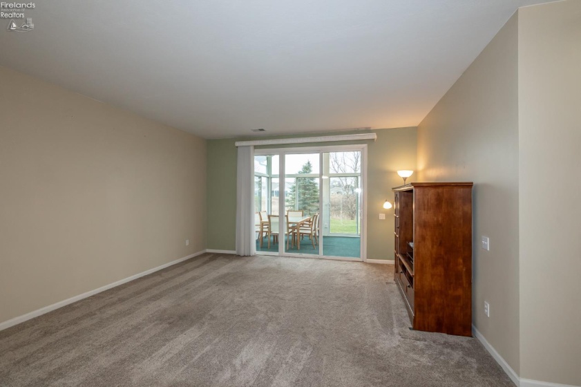 38391 KIngsbury Road, North Ridgeville, 44039, 2 Bedrooms Bedrooms, ,2 BathroomsBathrooms,Residential,For Sale,KIngsbury,20260063