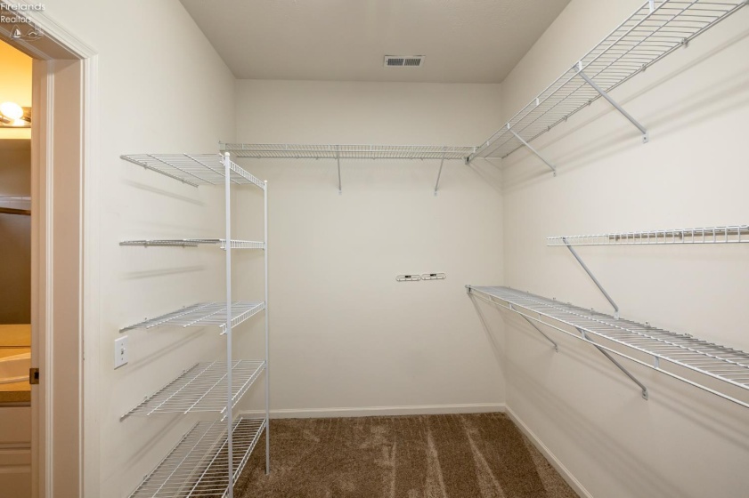 38391 KIngsbury Road, North Ridgeville, 44039, 2 Bedrooms Bedrooms, ,2 BathroomsBathrooms,Residential,For Sale,KIngsbury,20260063