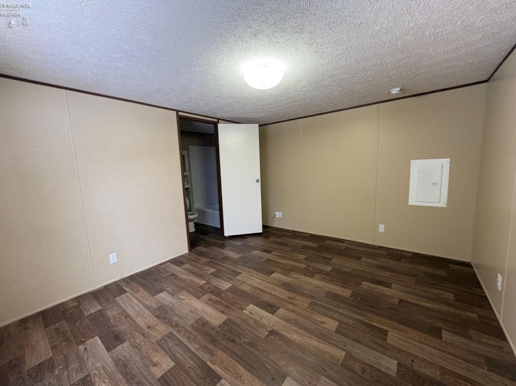 1121 Clayberg Avenue, Greenwich, 44837, 3 Bedrooms Bedrooms, ,2 BathroomsBathrooms,Residential,For Sale,Clayberg,20260071