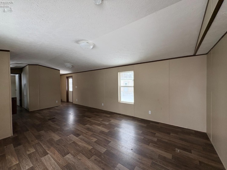 1121 Clayberg Avenue, Greenwich, 44837, 3 Bedrooms Bedrooms, ,2 BathroomsBathrooms,Residential,For Sale,Clayberg,20260071