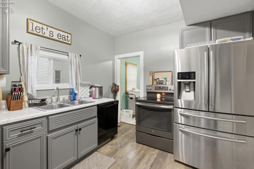 261 State Route 511, Nova, 44859, 2 Bedrooms Bedrooms, ,1 BathroomBathrooms,Residential,For Sale,State Route 511,20260060